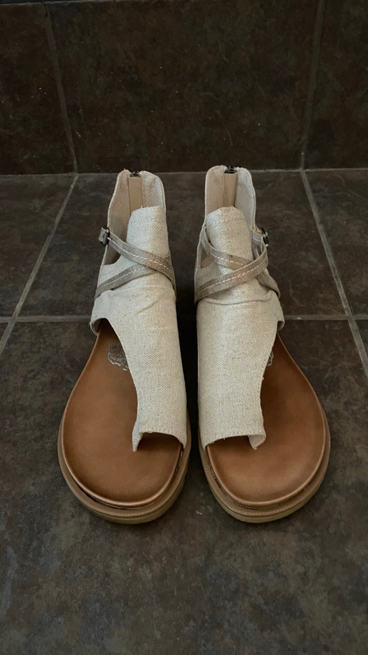 Cream Sandals with Leather Details and Zipper Back