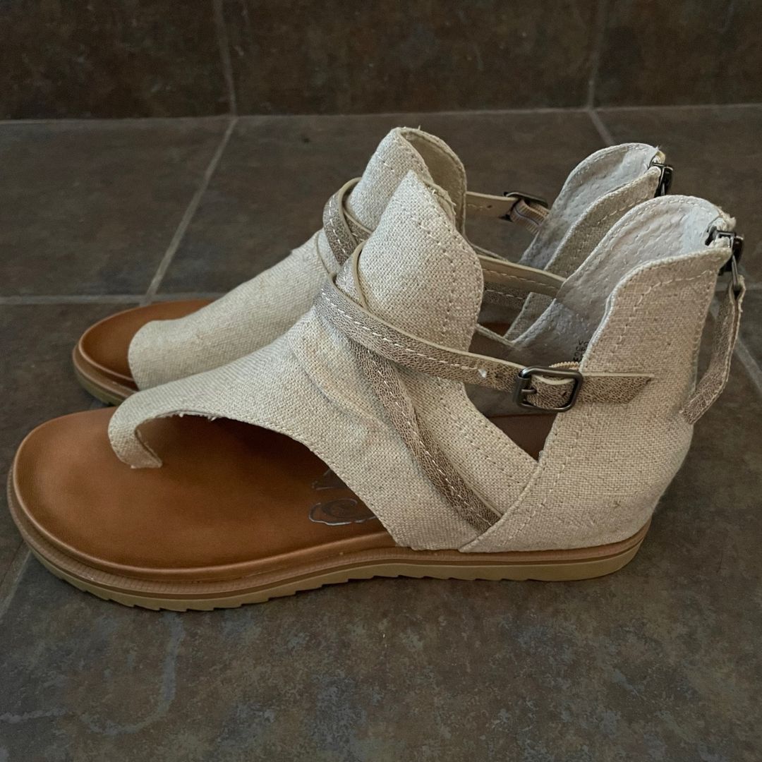 Cream Sandals with Leather Details and Zipper Back