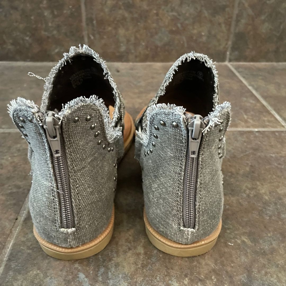 Grey Sandal with Fringe Hem and Stud Accents