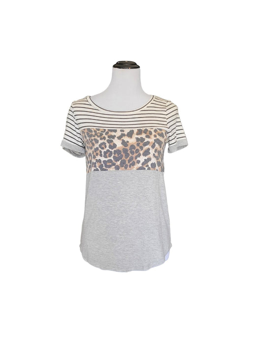 SHORT SLEEVE STRIPED AND ANIMAL PRINT BLOCK TOP